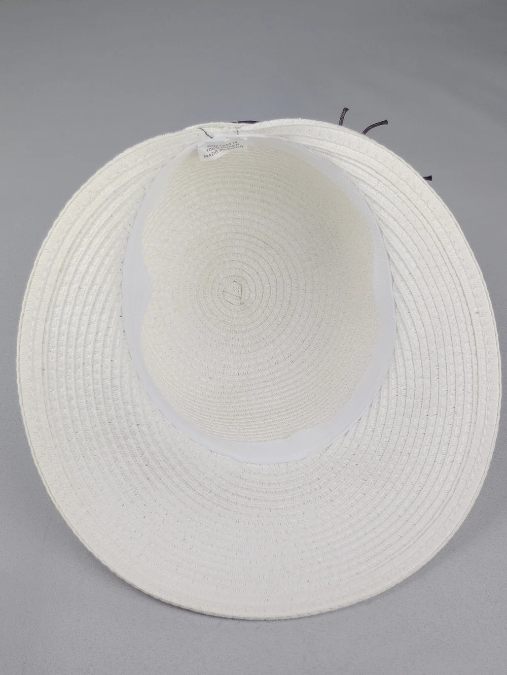 Classic Women's Wide-Brim Straw Sun Hat - White
